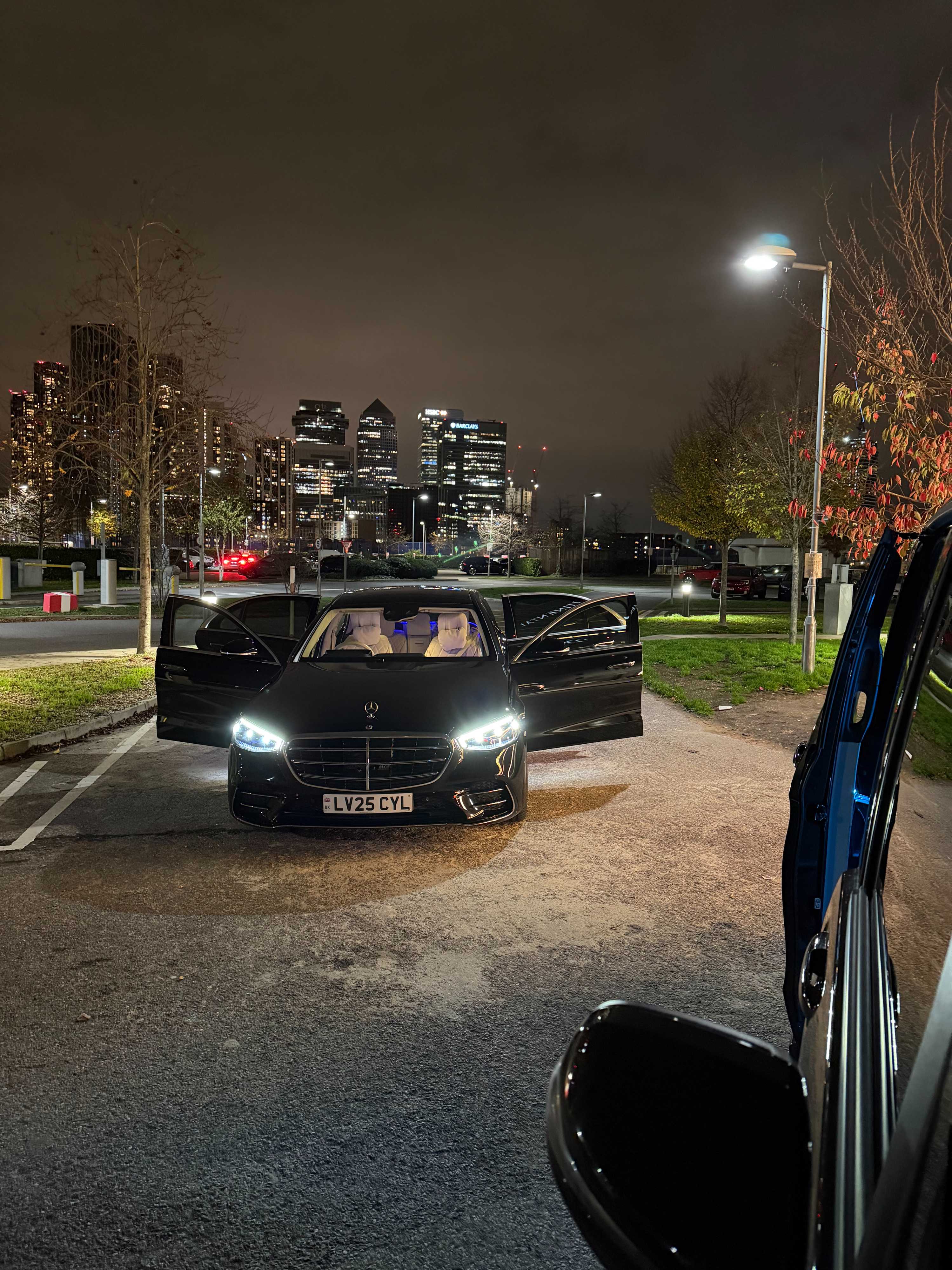 Mercedes S-Class View 11