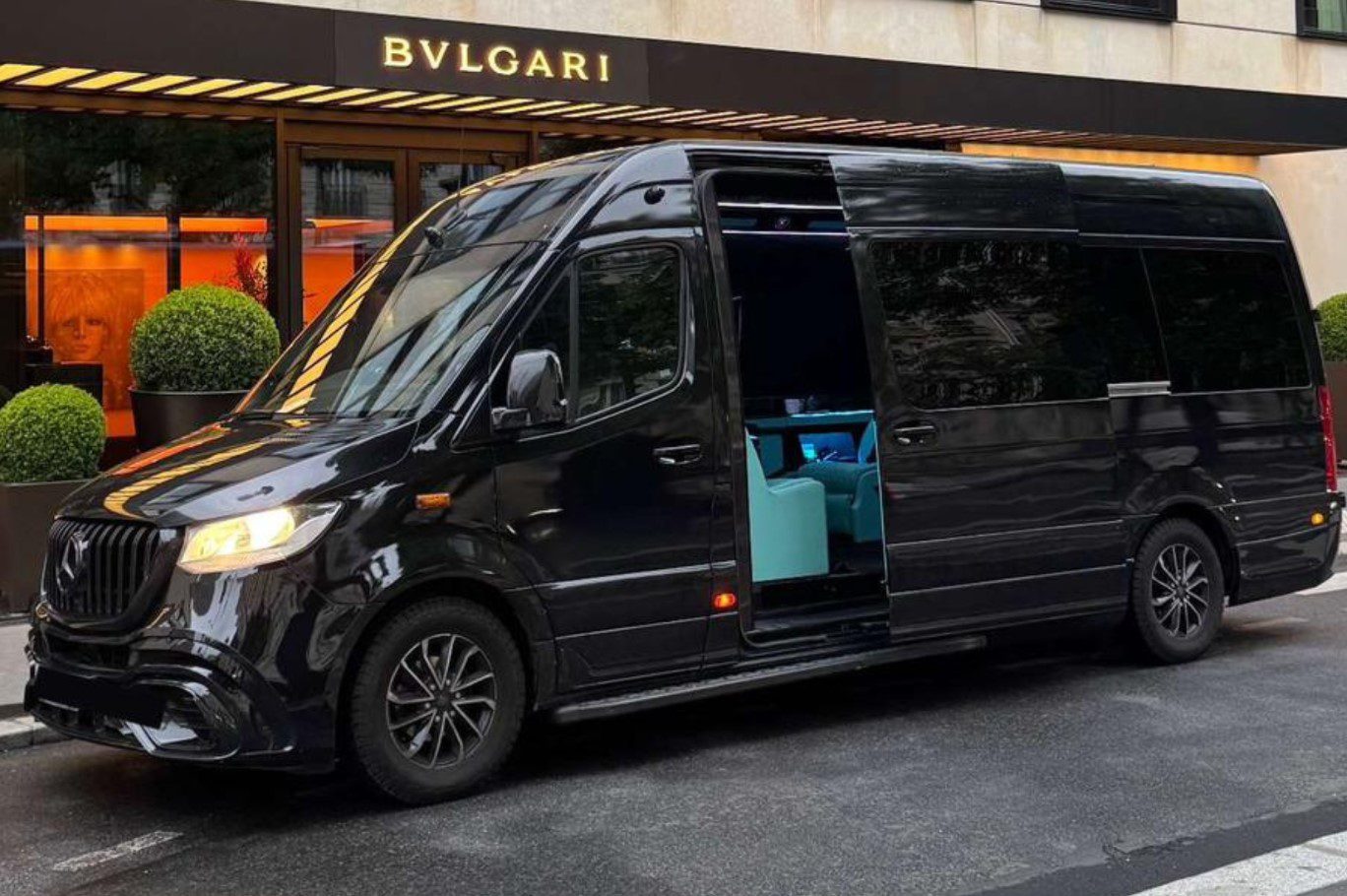 Mercedes Sprinter View 4